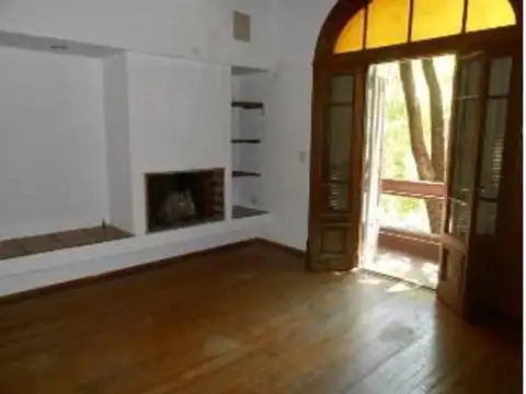 Aristobulo Del Valle 700 , Piso 1