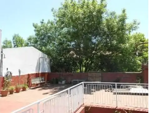 DEPARTAMENTO TIPO CASA EN VENTA 