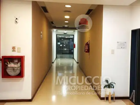 Oficina en Alquiler en Ingeniero Maschwitz, USD 700