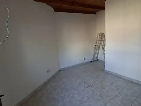 Depto Tipo Casa en Alquiler de 1 dormitorio