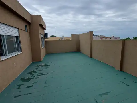Depto Tipo Casa en Venta de 7 ambientes