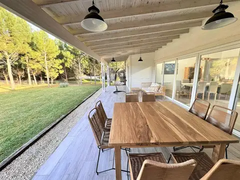 ALQUILER CASA COMO NUEVA 5 AMBIENTES, COSTA ESMERALDA