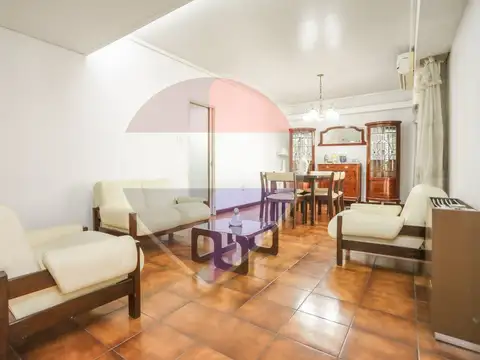 VENTA CASA MULTIFAMILIAR LOTE PROPIO, P. CHACABUCO