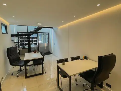 Venta de local zona La Perla!!