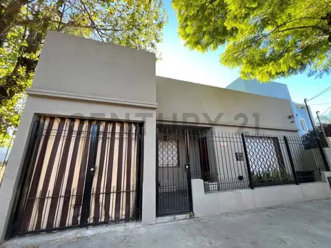 ALQUILER CASA CON COCHERA PATIO QUINCHO Y TERRAZA - VILLA BALLESTER