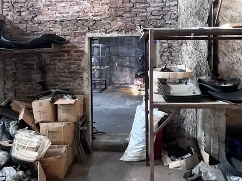 Galpon en Alquiler 30  mts Fondo