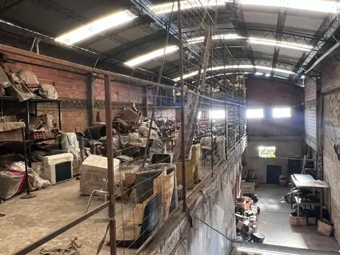 Galpon en Alquiler en Billinghurst, USD 2.100