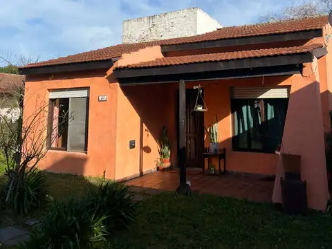 CASA EN VENTA EN LOS CARDALES