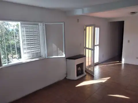 Departamento 4 ambientes con 1 baño