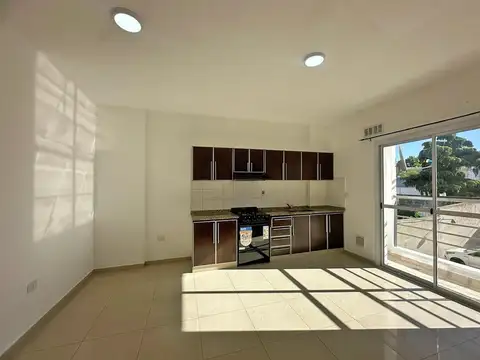 Avellaneda 660 , Piso 1
