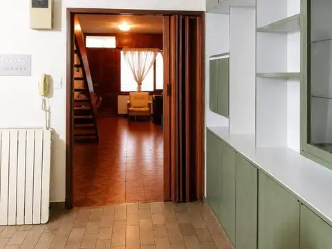 Casa en Venta en Garin, USD 330.000
