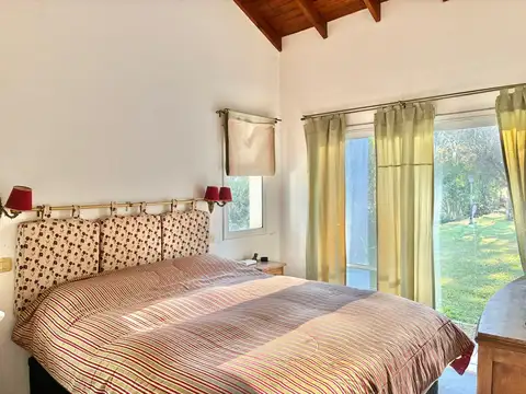 Casa en Alquiler en Haras Del Sur, USD 900