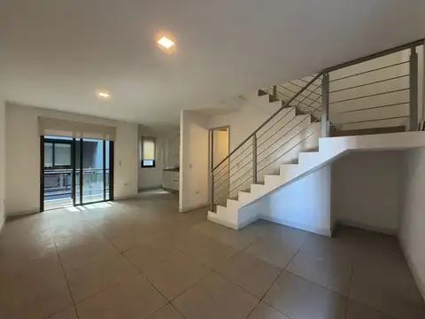 Dúplex en venta c/ cochera en Godoy Cruz