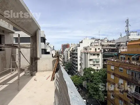 Departamento en venta - 4 ambientes con dependencia y cochera - Palermo