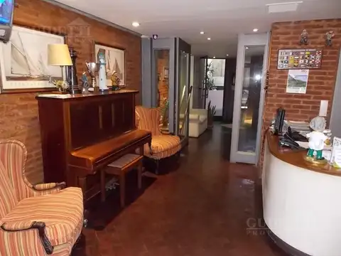 Fondo Comercio en Venta con 8 cocheras