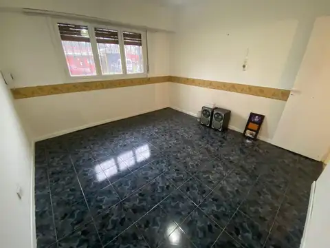 Casa 6 ambientes con 3 baños