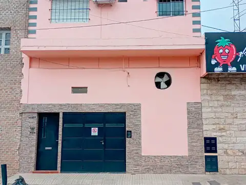 HERMOSA CASA PLANTA ALTA 1 DORMITORIO CON COCHERA BARCELONA Y AV. URIBURU