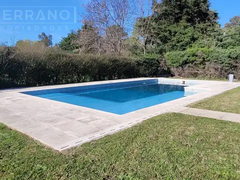 Casa en Venta con 13 cocheras