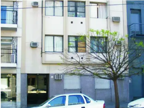 Vicente Lopez al 2200