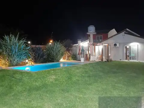 Casa en Venta en Barrio Félix U.Camet, USD 90.000
