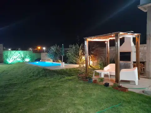 Casa en Barrio Felix Camet