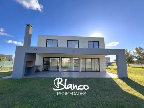 Casa  en Venta en San Sebastián - Área 2, Escobar, G.B.A. Zona Norte