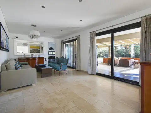 Casa en Alquiler al Norte