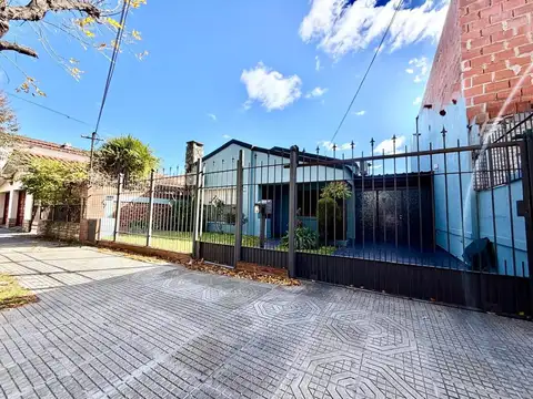 Casa en planta baja en excelente ubicación y estado