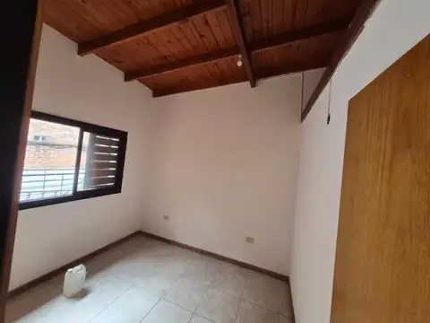 Departamento en Alquiler en Echesortu, $ 450.000