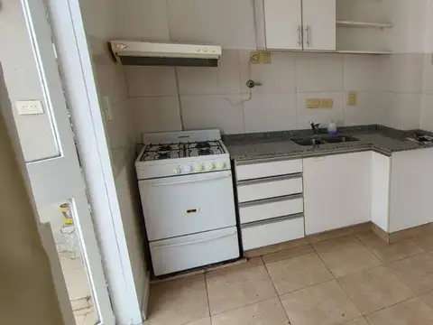 Departamento en Alquiler en Villa Pueyrredon, $ 650.000