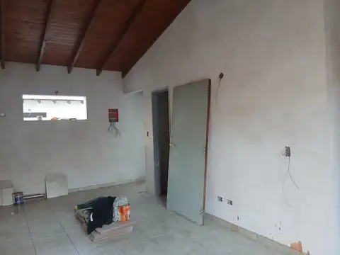Depto Tipo Casa en Venta en Villa Lynch, USD 33.600