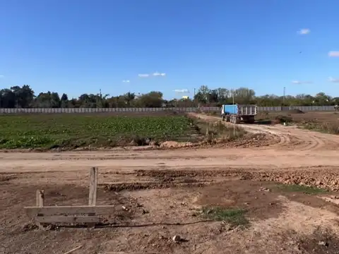 Terreno en Venta en Del Viso, USD 87.000