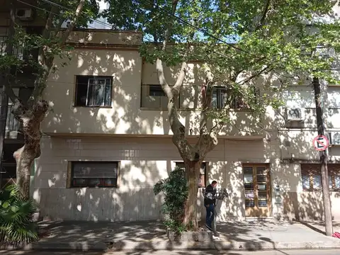 Amplio depto. 4 amb. c/terraza. 95 mt2 cub. y 177 totales