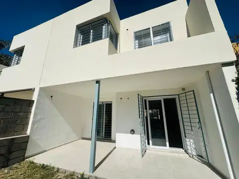 VENTA DUPLEX 3 DORM JARDINES DEL BOULEVARD CORDOBA
