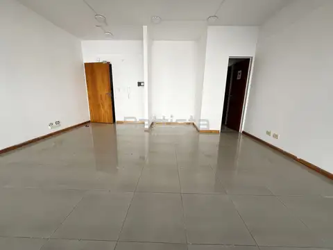 Oficina en Alquiler al Sur