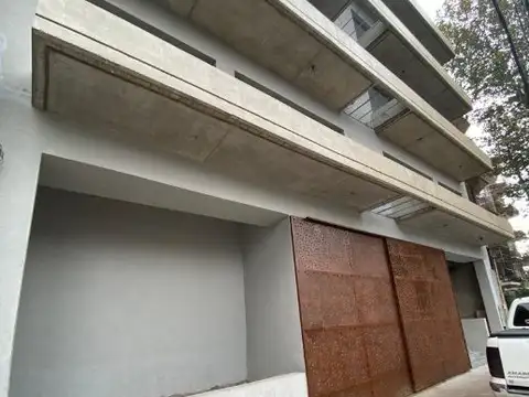 Departamento con cochera en venta Tigre Centro