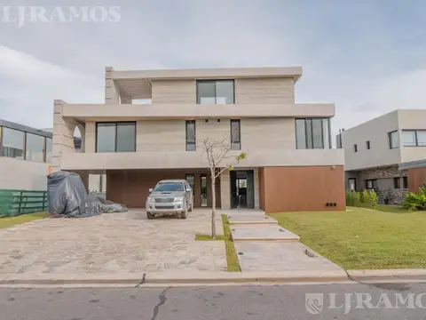 Casa en Venta en Puertos - Muelles, USD 1.450.000