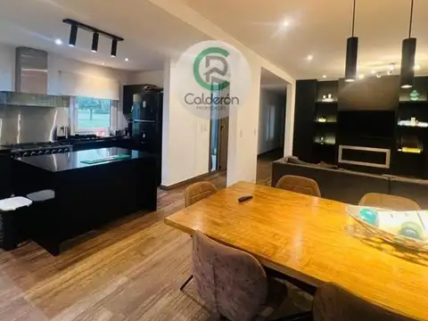 Casa en Venta en Santa Irene, USD 355.000
