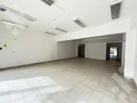 Local en Alquiler en Neuquen, $ 3.000.000