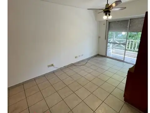 Departamento en Alquiler en Caseros, $ 650.000
