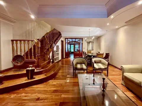 VENTA CASA 5 AMBIENTES EN RAMOS MEJIA