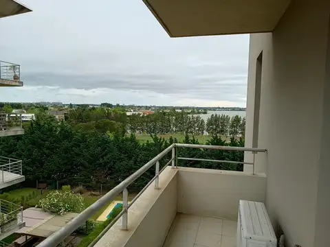 Venta Departamento 2 amb cochera cubierta Condominios del Lago, el Palmar Nordelta