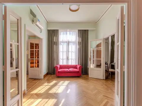 Departamento en Venta de 12 ambientes