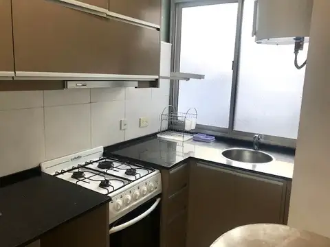 MONOAMBIENTE AIRE ACOND. DESAYUNADOR METROS UNIVERCIDAD PALERMO MUY BUENO