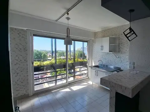 Venta Depto. 3 amb.+Escritorio 5º Piso Fte. Munro