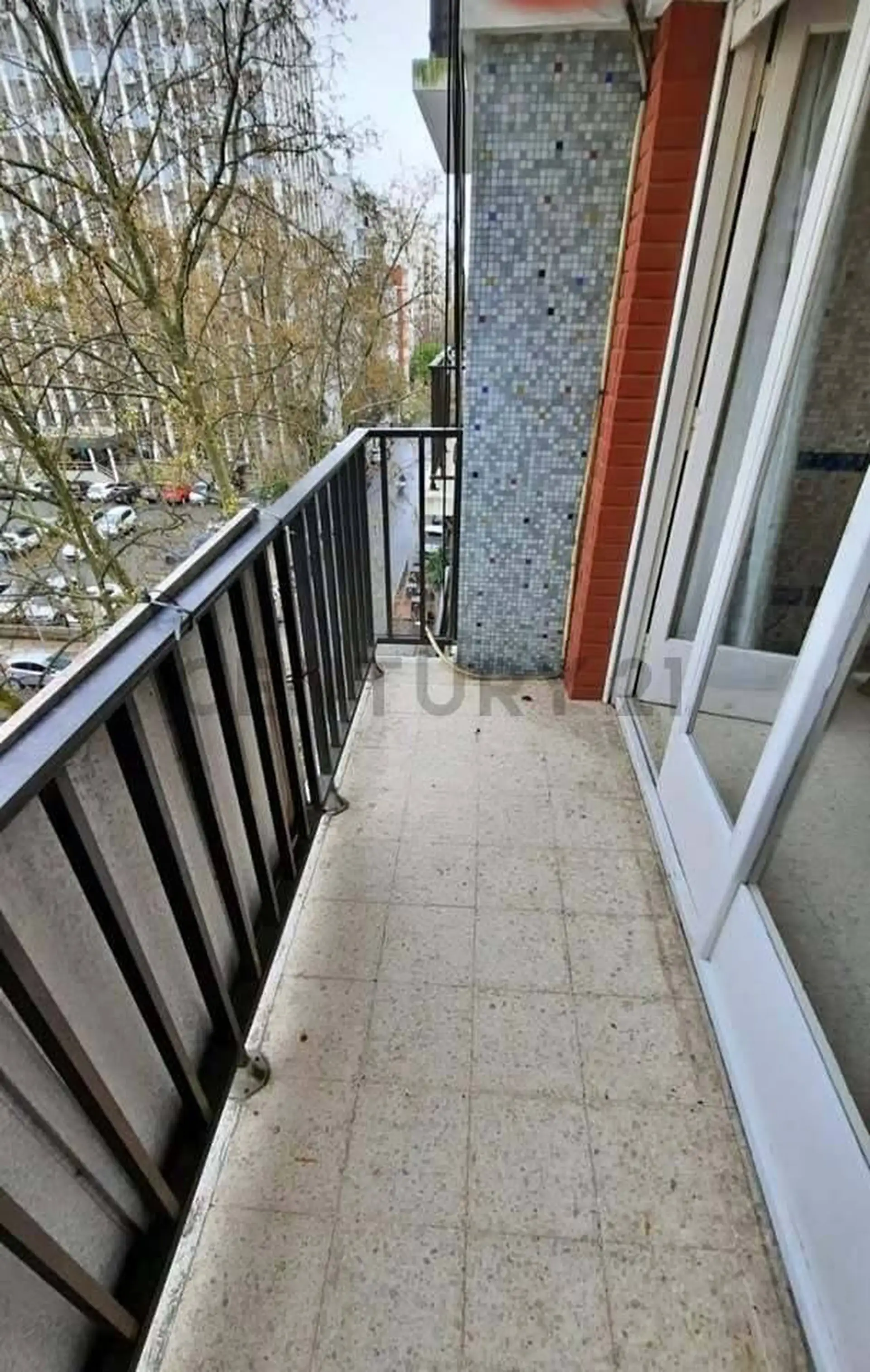Venta Depto 2 ambientes con balcon a la Plaza Colón
