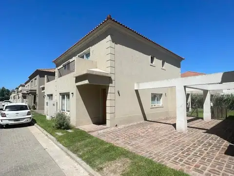 Casa en Venta en Saravi Village, USD 167.000