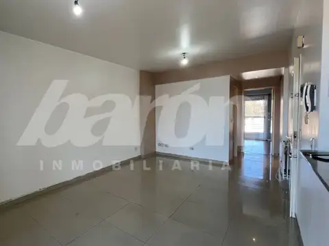 Departamento en Alquiler en Banfield, $ 650.000