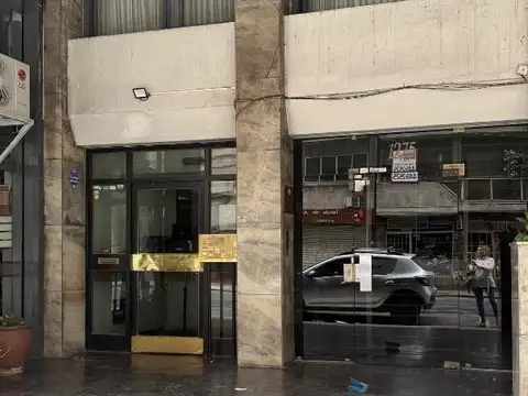 Departamento 2 dormitorios y comodín, excelente, zona.