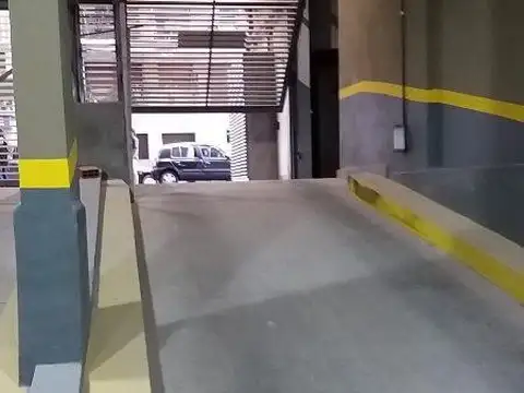Cocheras en Alquiler en Cordoba y Medrano, Excelente ubicacion